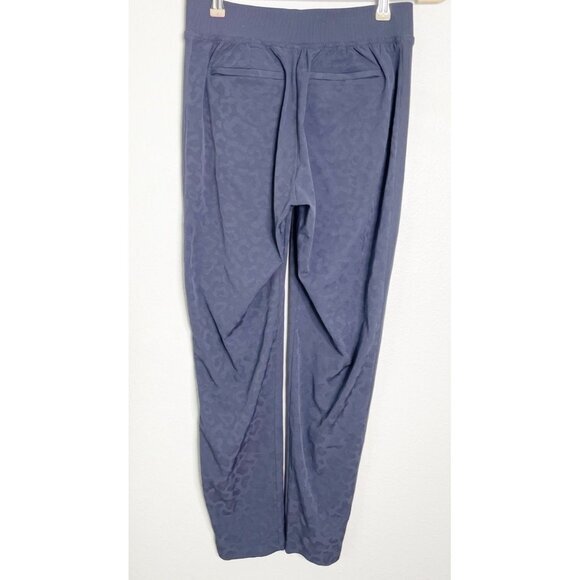 Athleta Brooklyn Textured Cheetah Blue Pants Athleisure Travel Sz 0 - Picture 4 of 5